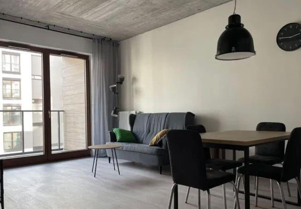 Apartament Comfy By Airport! *